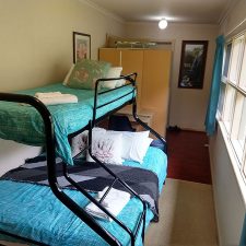 Cockatoo Cabin: Halls Gap, Grampians